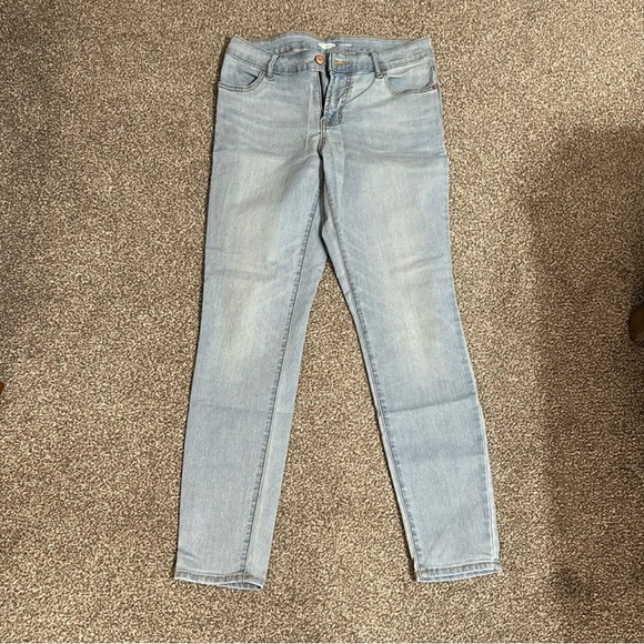 OLD NAVY Light Blue Women's Jeans-Size 6 - Picture 1 of 4